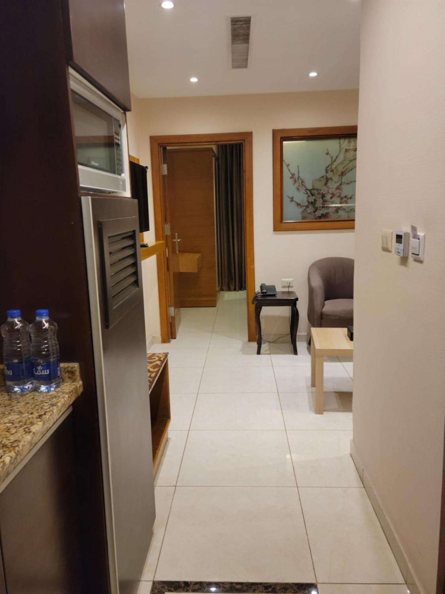Big Ben Hotel Suites Амман Экстерьер фото