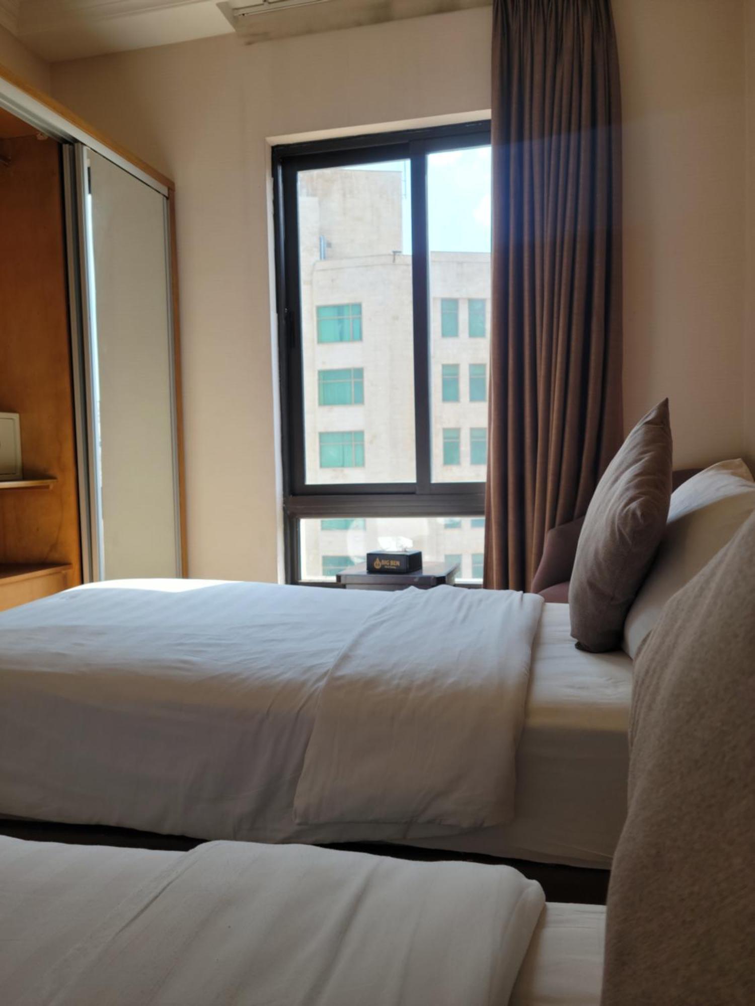 Big Ben Hotel Suites Амман Экстерьер фото